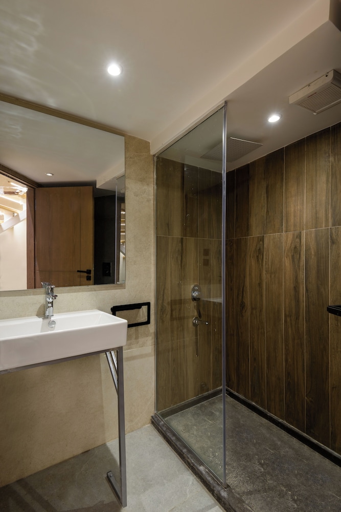 hazel spaces downtown
