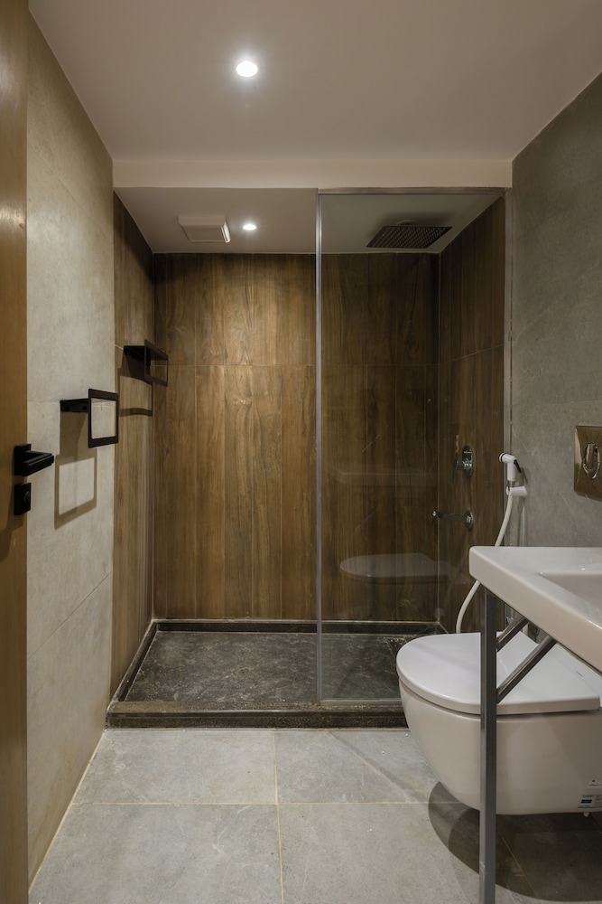 hazel spaces downtown