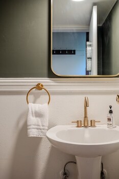 wildrest hotel