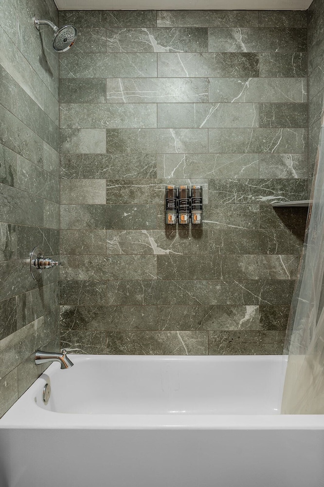 wildrest hotel