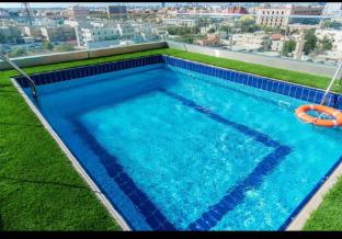 dancenter emerald near jeddah corniche
