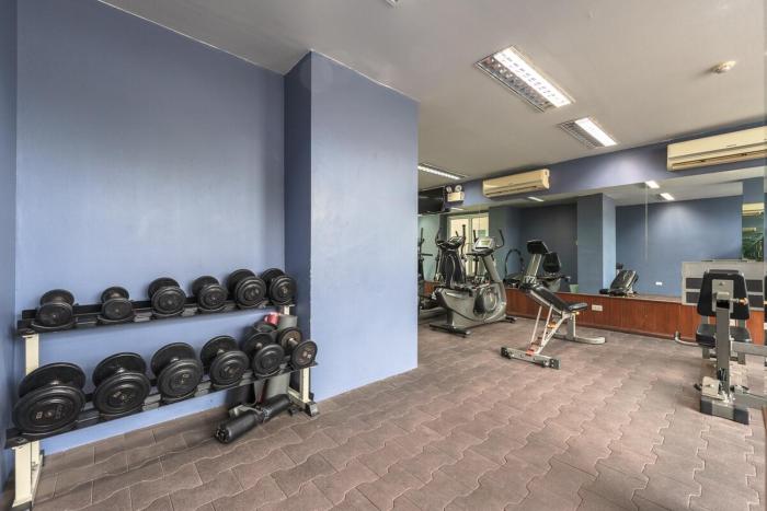 950m to patong beach poolandgym c211