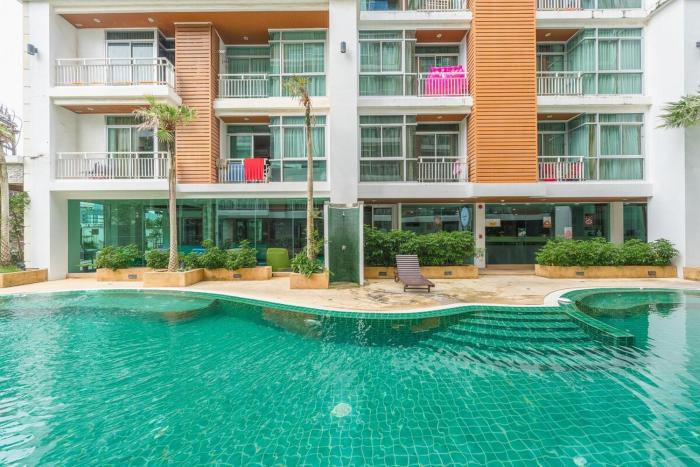 950m to patong beach poolandgym c211