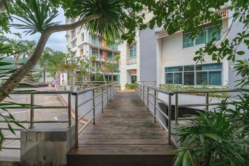 950m to patong beach poolandgym c211