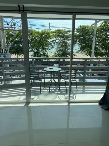 vs beach front pattaya