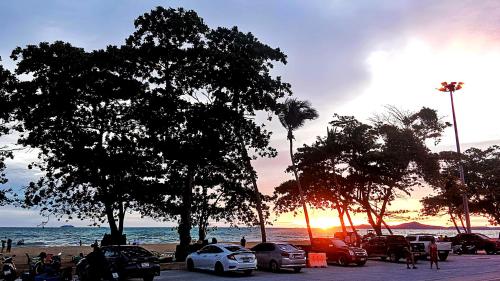 vs beach front pattaya