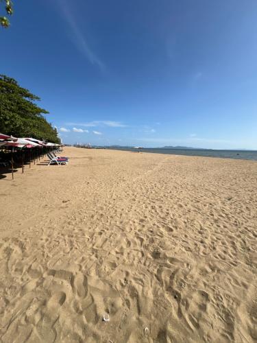 vs beach front pattaya