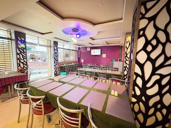 hotel marvel international and resturant