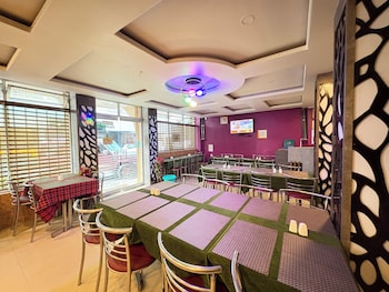 hotel marvel international and resturant