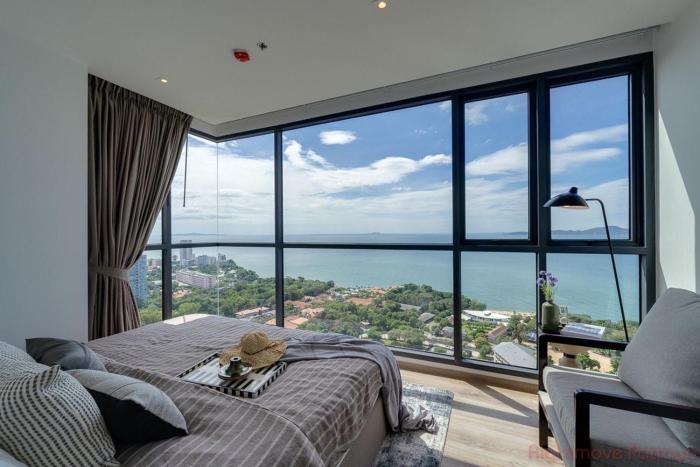 exclusive sea view 2 bed room high floor 2 balcony