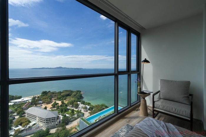 exclusive sea view 2 bed room high floor 2 balcony