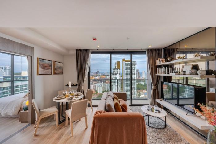 exclusive sea view 2 bed room high floor 2 balcony