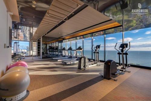 exclusive sea view 2 bed room high floor 2 balcony