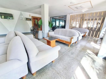 New Siya Hotel,,3 star