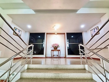 New Siya Hotel,,3 star