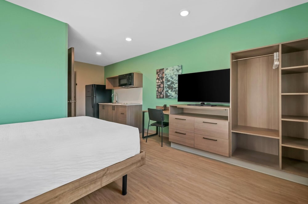 echo suites extended stay by wyndham naples
