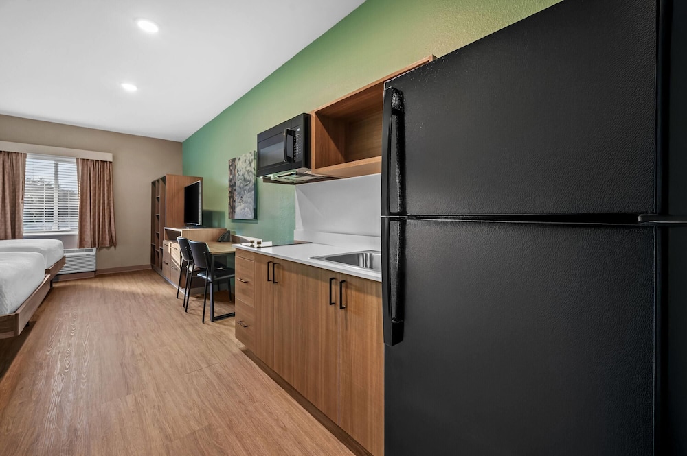 echo suites extended stay by wyndham naples