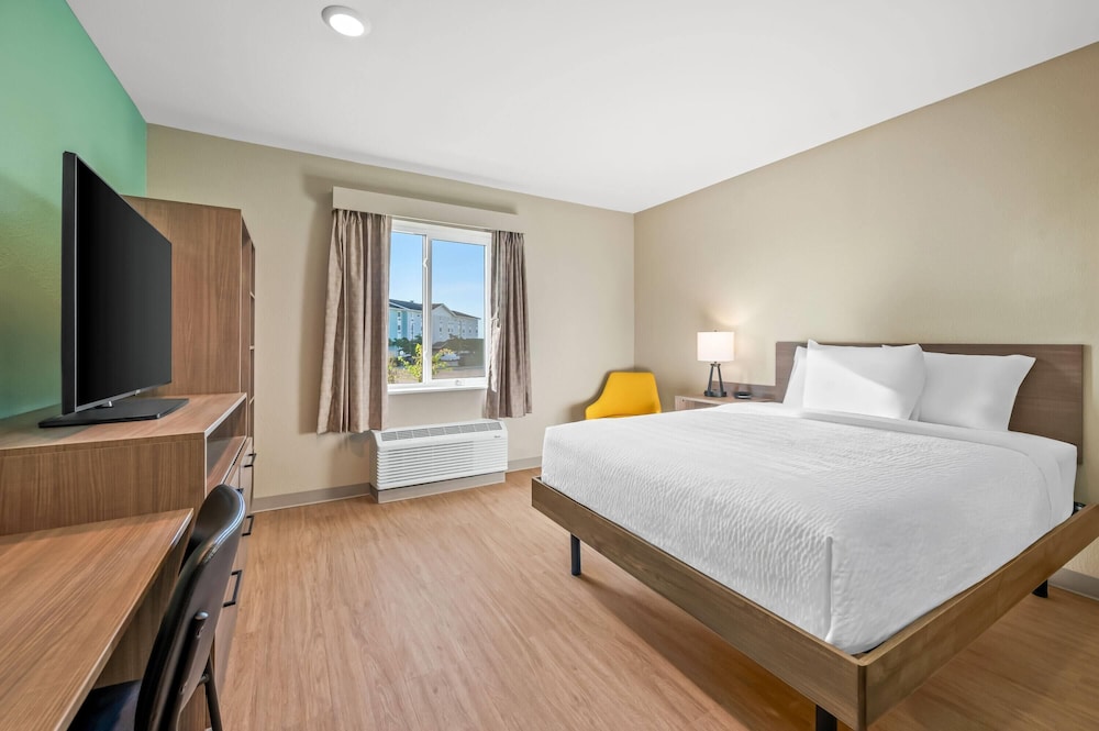echo suites extended stay by wyndham naples