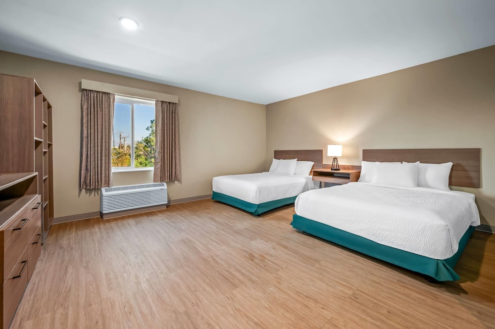 echo suites extended stay by wyndham naples