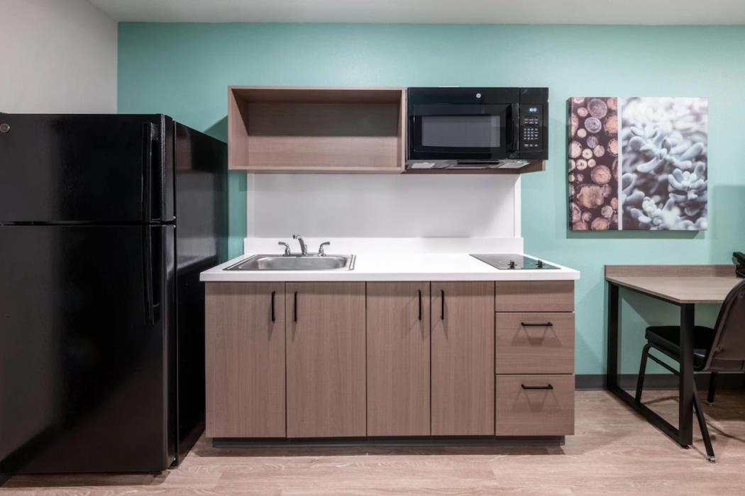 echo suites extended stay by wyndham naples