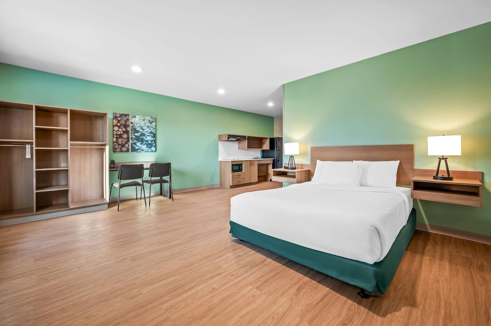 echo suites extended stay by wyndham naples