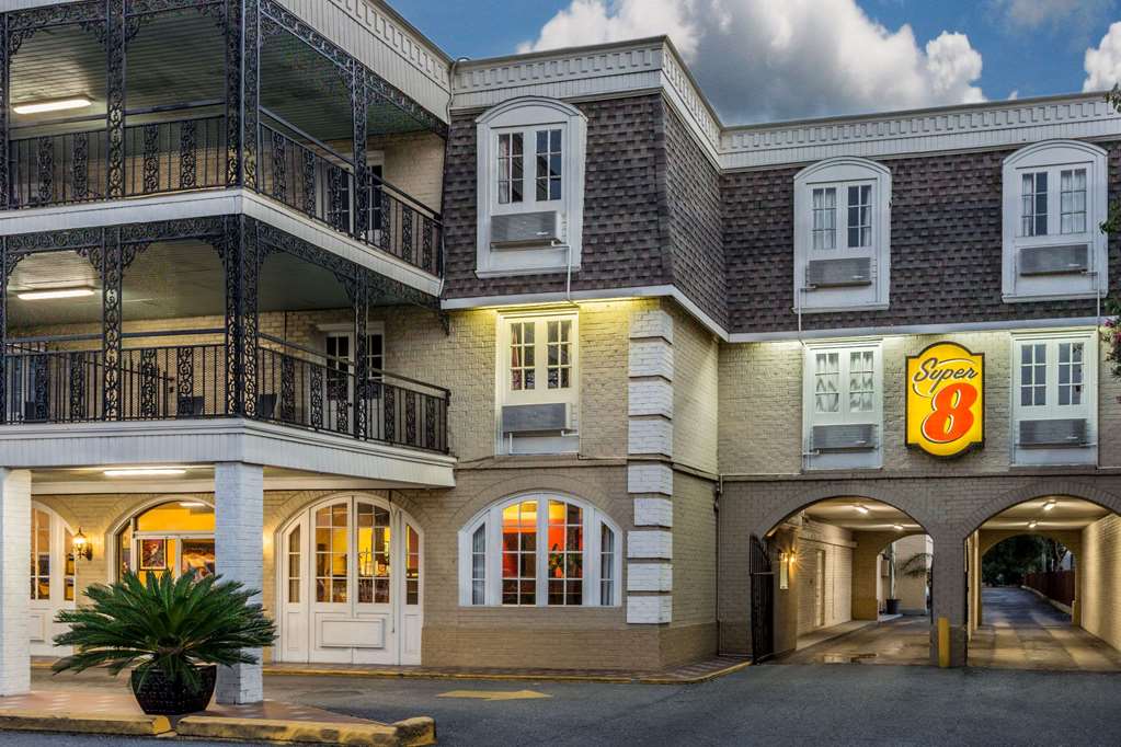 super 8 by wyndham new orleans