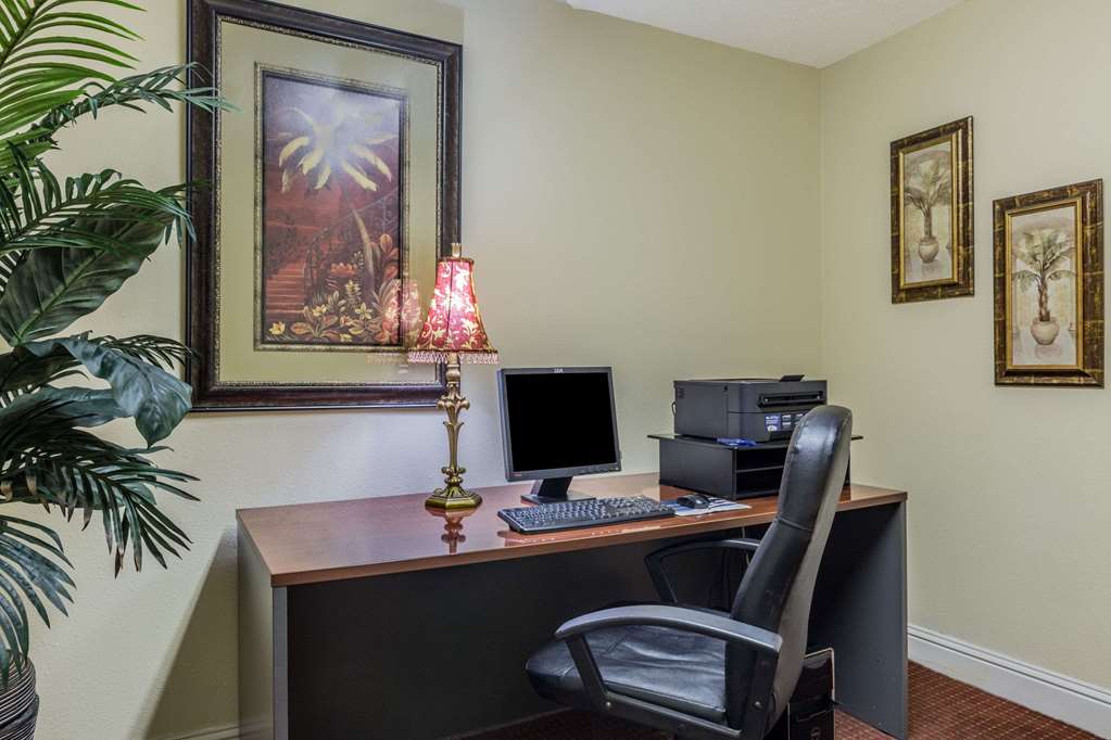 super 8 by wyndham new orleans