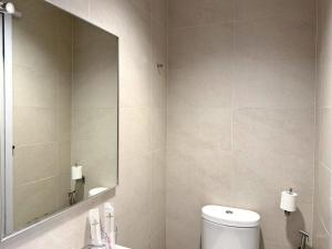 hotel calmo hamilton
