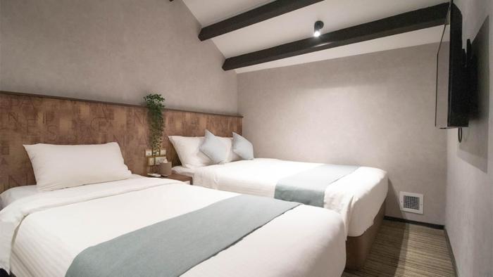 hotel calmo hamilton