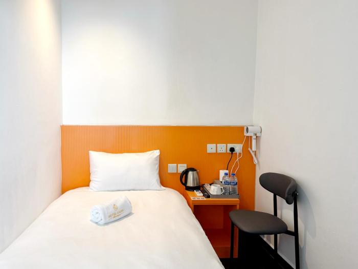 hotel calmo hamilton