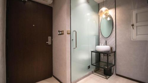 hotel calmo hamilton
