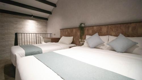 hotel calmo hamilton