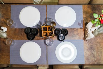 Sucasa Hills Meraki Grand,,3 star