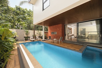 Elivaas Cloud 7 | 4 Bhk Villa With Pvt Pool,,3 star
