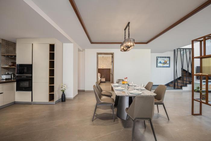 elivaas cloud 7 4 bhk villa with pvt pool