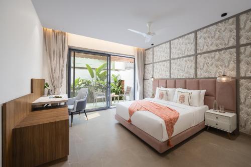 elivaas cloud 7 4 bhk villa with pvt pool