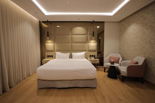 xyz hotel al yasmin