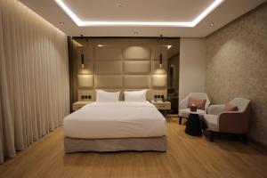 xyz hotel al yasmin