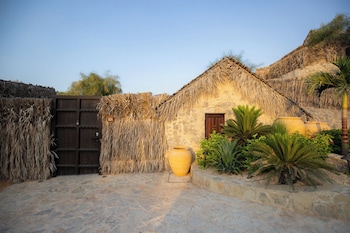 hatta village lodges