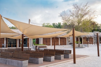 hatta village lodges