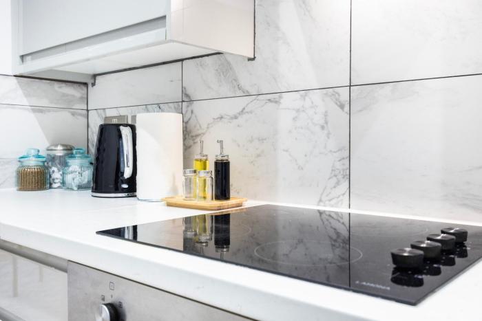 3 bedroom apartment by river thames