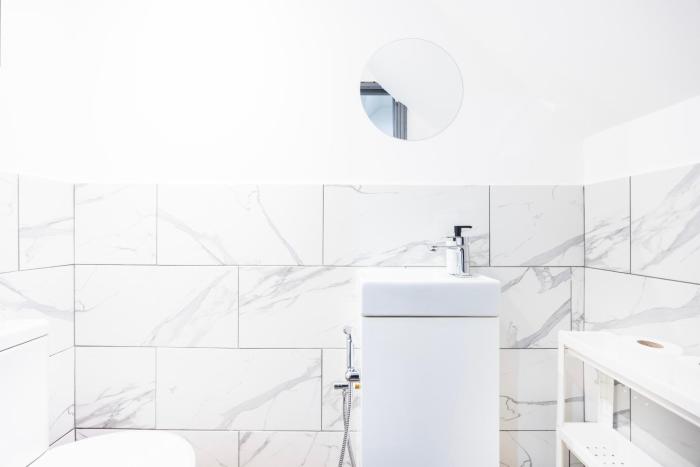 3 bedroom apartment by river thames