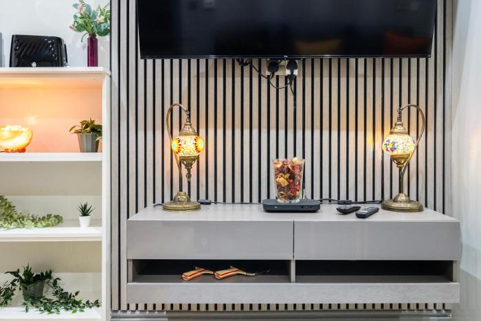 3 bedroom apartment by river thames