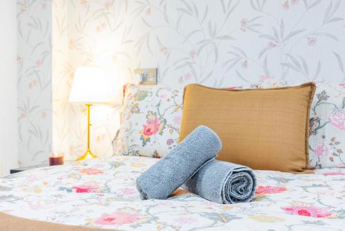 3 bedroom apartment by river thames