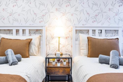 3 bedroom apartment by river thames