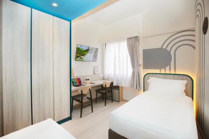 coliwoo hotel pasir panjang
