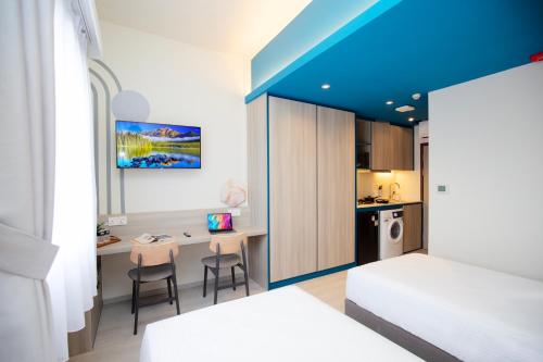 coliwoo hotel pasir panjang