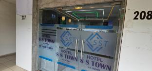 hotel s s town