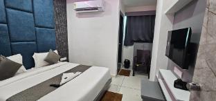 hotel s s town