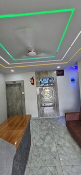hotel s s town